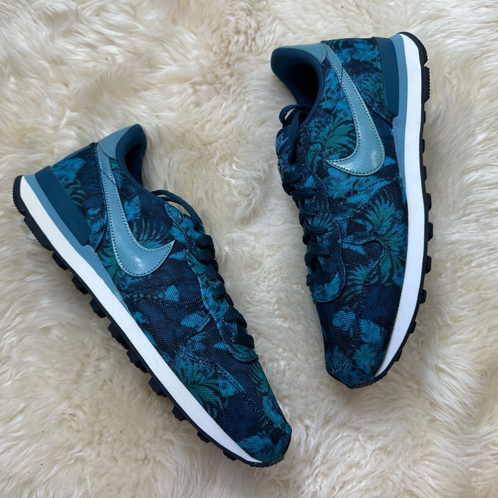 NIKE INTERNATIONALIST GPX 682912 400